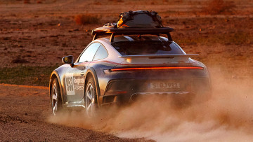 Porsche 911 Dakar