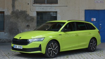 Skoda Octavia Test (2024)