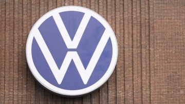 Klimaschutz: Greenpeace klagt gegen VW auf Verbrenner-Ausstieg