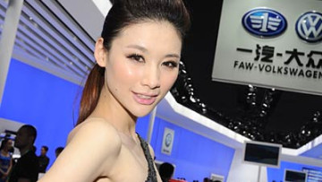 Auto China 2010 - Girls