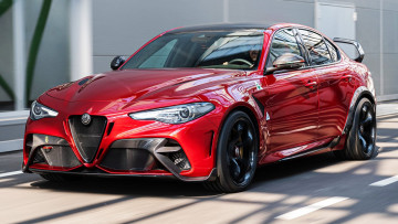 Alfa Romeo Giulia GTA/GTAm (2021)