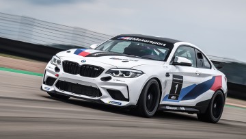 BMW M2 CS Racing