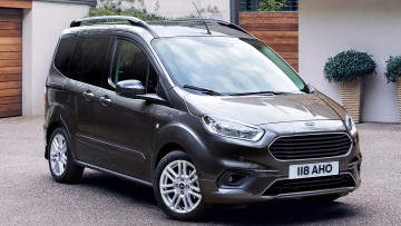 Ford Tourneo Connect und Courier: Feinschliff für Familienvans