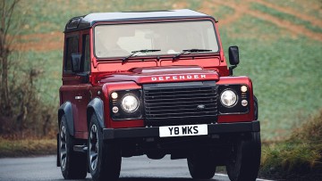 Land Rover Defender Works V8 70th Edition