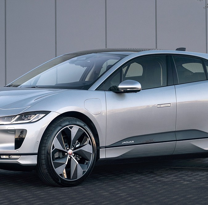 Jaguar I Pace Schneller an der Steckdose