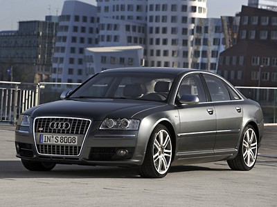 Audi S8