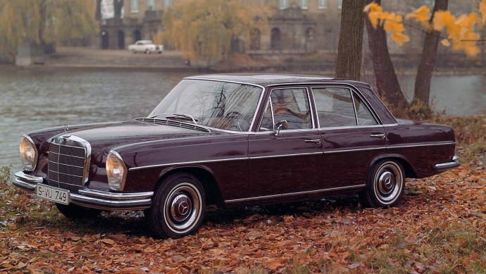 60 Jahre Mercedes-Benz S bis SEL 01_Eleganter_beruflicher_Erfolgsausweis_-__Quelle_Mercedes-Benz_Classic_Archive_HD