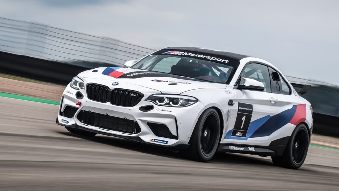 BMW M2 CS Racing