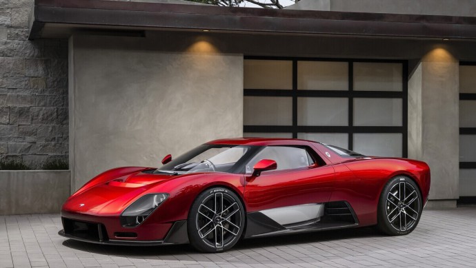 In Monterey hat McLaren das bereits seriennahe Sportwagen-KOnzept McL 6GT vorgestellt
