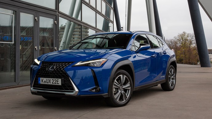 Lexus UX 300E (2021)