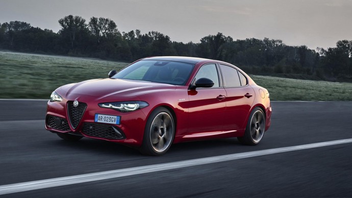 Alfa Romeo Giulia (2023)