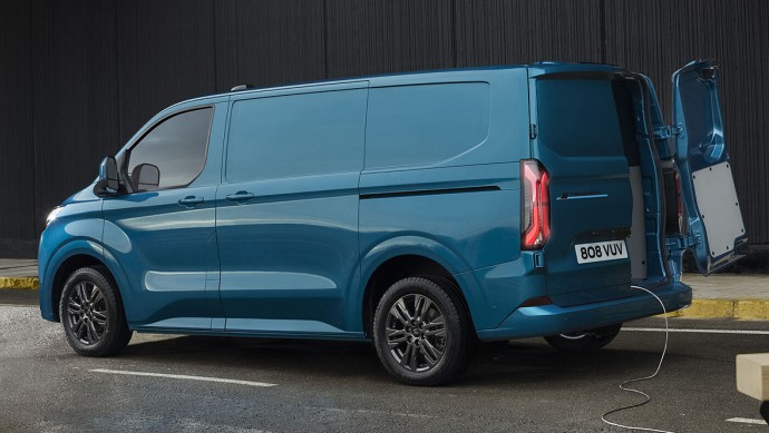 Ford E-Transit Custom