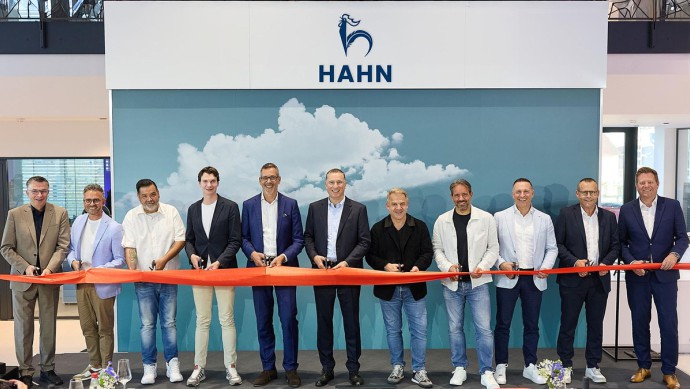 Oliver Reitz (Geschäftsführer Wirtschaft und Stadtmarketing Pforzheim), Peter Boch (Oberbürgermeister Pforzheim), Steffen Stüber (Geschäftsführer Pfirmann Industriebau), Jan-Hendrik Hülsmann (Geschäftsführer Škoda Auto Deutschland GmbH), Klaus Stockhausen