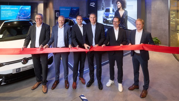 Hahn Volkswagen Pop-up Store im Breuningerland Sindelfingen