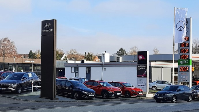 HB Friedensfahne Autohaus Reder