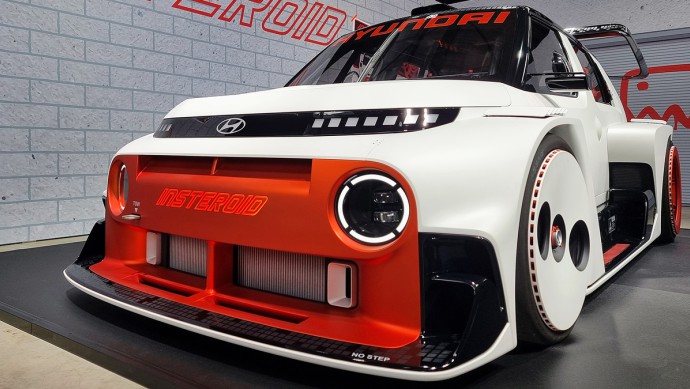 Hyundai Insteroid