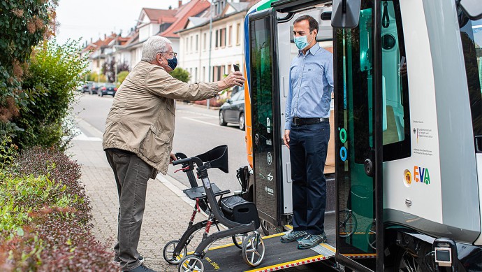 Karlsruhe EVA-Shuttle