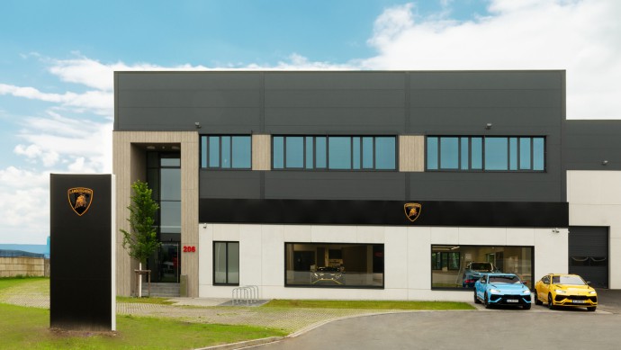 Moll Gruppe Lamborghini-Niederlassung in Köln