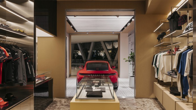 Porsche at Jewel Showroom Singapur Porsche at Jewel Singapur
