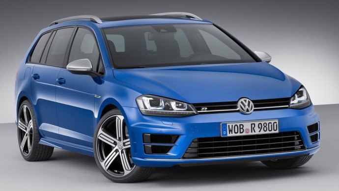 VW Golf R Variant (2015)