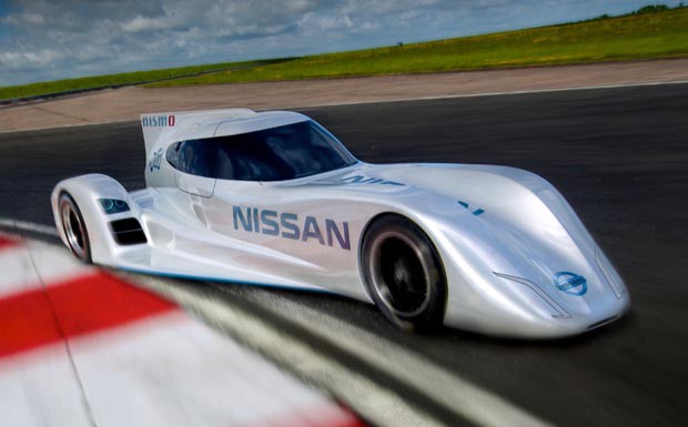 Nissan E-Rennwagen ZEOD RC