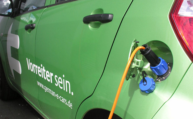 Athlon und Autorola: Elektroautos unter dem Hammer