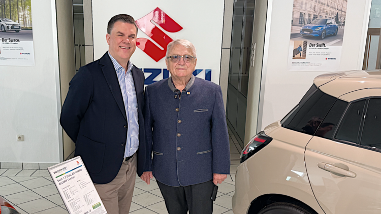 Autohaus Breitschwert: Platzhirsch aus Ansbach Ausgabe 13/2025 Seite 034