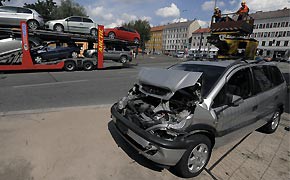 Urteil: Gefahrenquelle Schrottauto