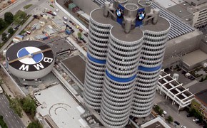 Harte Einschnitte: BMW streicht 8.100 Stellen BMW Konzernzentrale