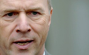 GM Europe: Forster rechnet mit Opel-Verkauf an Magna Carl-Peter Forster