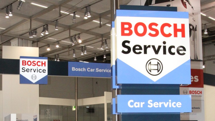 "Fairness Preis 2014": Bosch Car Service und Toyota vorn Pylon Bosch Car Service