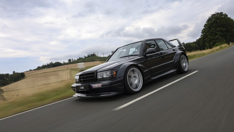 Der Mercedes 190 Evo II kehrt als HWA Evo zurück