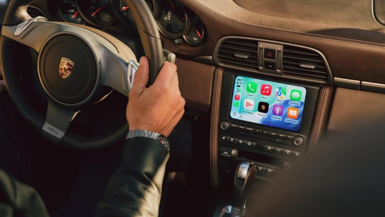 Porsche bietet moderne Infotainmenttechnik zum Nachrüsten