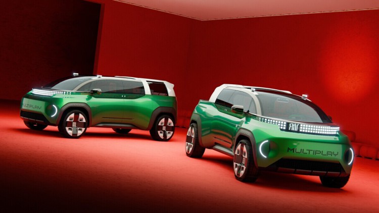 Fiat erinnert an seinen einstigen Raumwunder-Van. Die Studie Multiplay wird auf Wunsch zum Pick-up und steht für eine Renaissance der Familienvans
