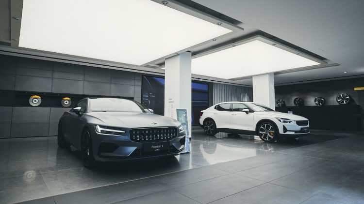 Autohandel: Erster deutscher Polestar Space eröffnet