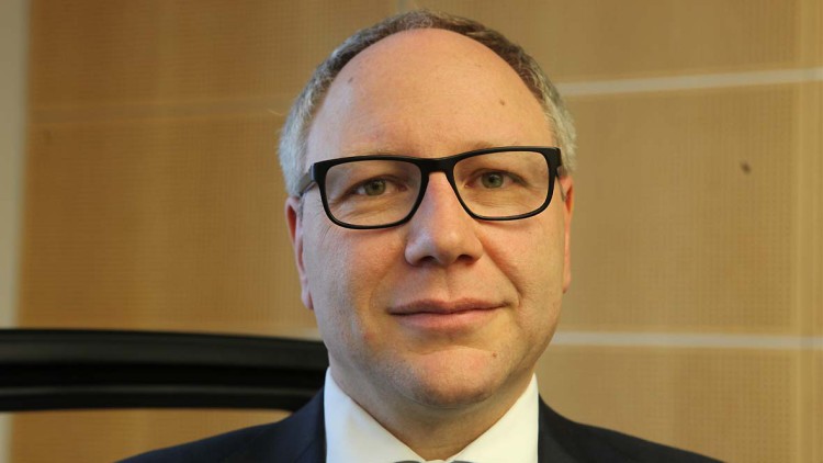 Abschied von der Allianz: Alexander Vollert wird neuer Chef von AXA Deutschland Alexander Vollert AXA Deutschland