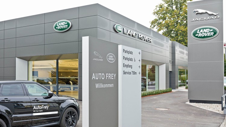 Neuer Showroom in Salzburg: AutoFey wächst mit JLR-Marken