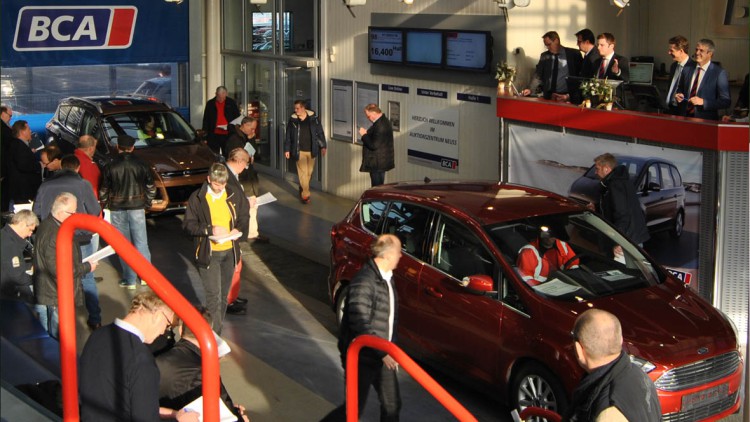 Ford-Eventauktion bei BCA: Neue S-Max und Galaxy unterm Hammer