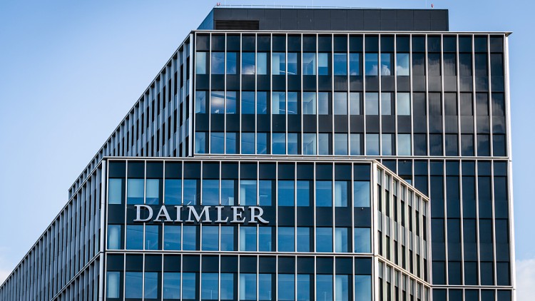 Positiver Geschäftsverlauf: Daimler zahlt doch Erfolgsprämie