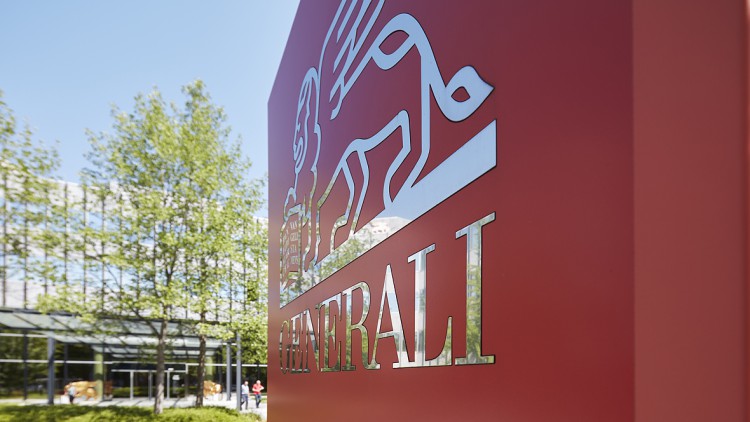 Autoversicherung: Generali kooperiert mit FCA Bank