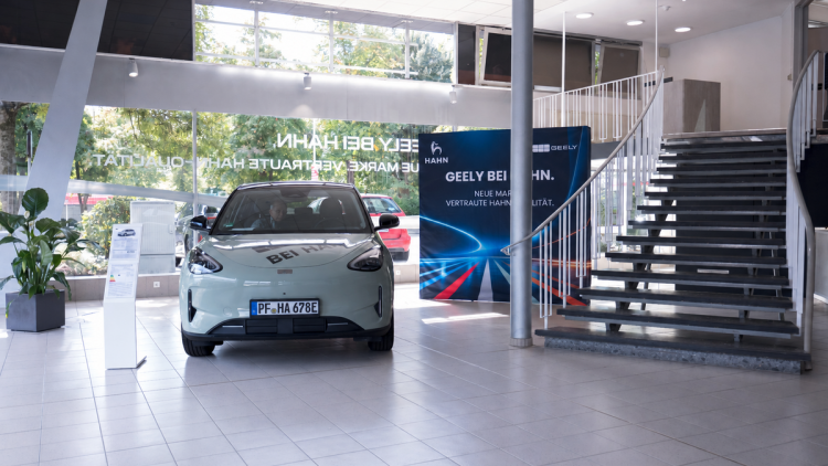 Hahn Gruppe: Neuer Geely-Showroom in Pforzheim
