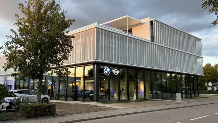 Hofmann Automoile: Eröffnung der neue Zentrale