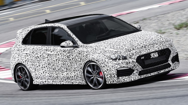 Hyundai i30 N Prototyp: Warmlaufen auf dem "Namburgring"