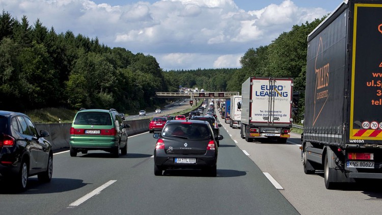 Neue Gesetze und Regeln 2017: Das ändert sich für Autofahrer