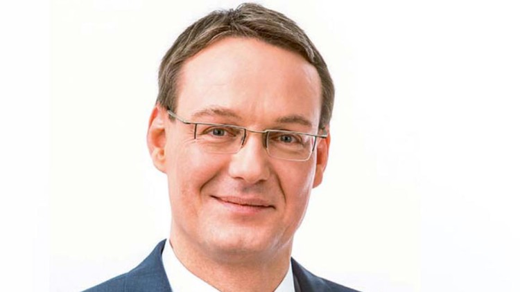 Spearhead und T-Systems: Kroschke Gruppe baut Beteiligung weiter aus