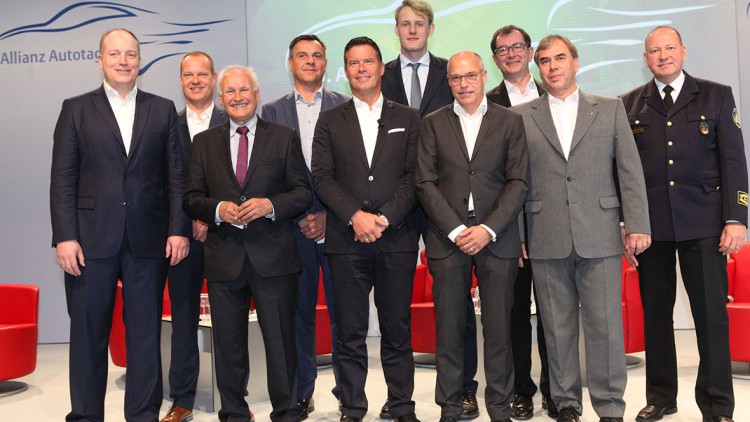 Allianz-Autotag: "E-Autos sind bezahlbar und sicher"