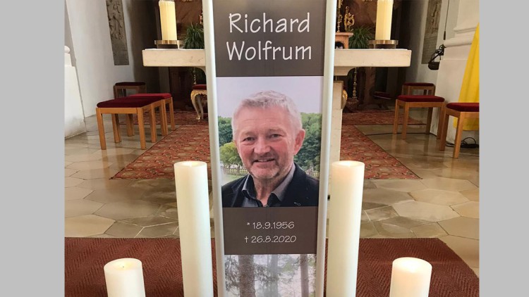 Nachruf: In memoriam Richard Wolfrum