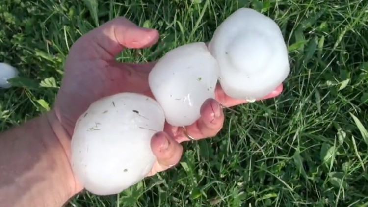 Schwere Pfingst-Unwetter: Seit gestern Abend rollt die Hagel-Karawane 