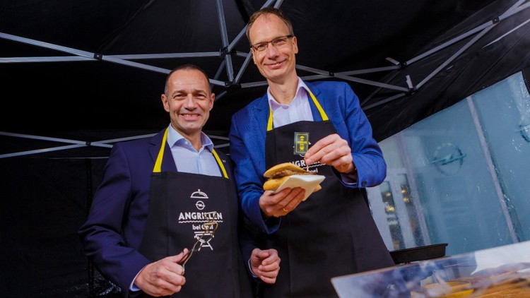 Opel-Aktionstag: Chefs am Grill