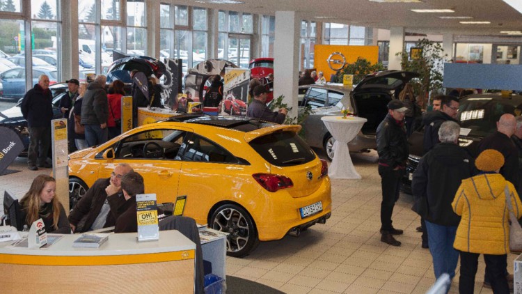 Angrillen bei Opel 2016